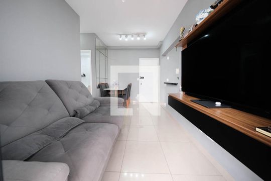 Sala/Cozinha de apartamento à venda com 2 quartos, 53m² em Vila Paranagua, São Paulo
