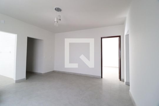 Sala 2 de casa para alugar com 4 quartos, 350m² em Nossa Senhora Aparecida, Uberlândia