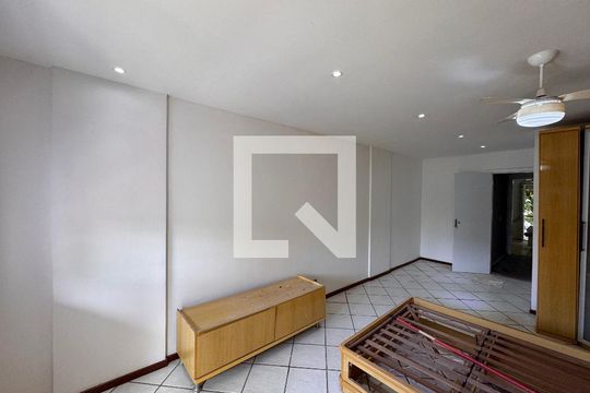 Suíte 1 de casa de condomínio à venda com 3 quartos, 220m² em Recreio dos Bandeirantes, Rio de Janeiro