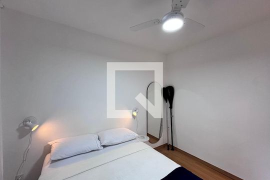 Quarto 1 de apartamento à venda com 2 quartos, 45m² em Vargem Grande, Rio de Janeiro
