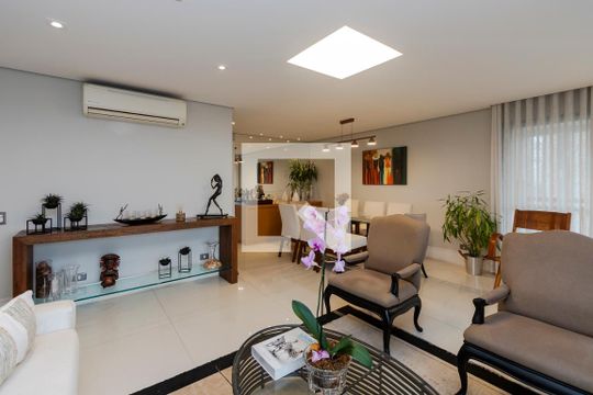 Sala de apartamento à venda com 3 quartos, 150m² em Santo Amaro, São Paulo