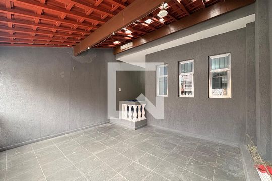 Varanda de casa para alugar com 3 quartos, 191m² em Parque das Nações, Santo André