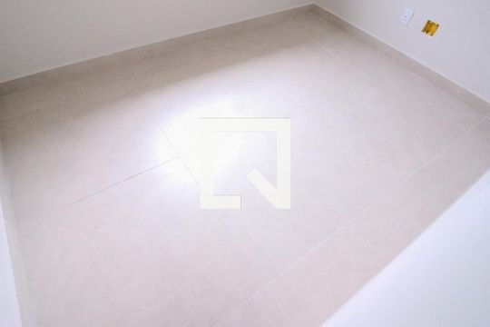 Casa à venda com 3 quartos, 125m² em Jardim Panorama (Zona Leste), São Paulo