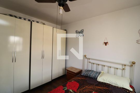 Suite de casa para alugar com 3 quartos, 190m² em Jardim Independência (são Paulo), São Paulo