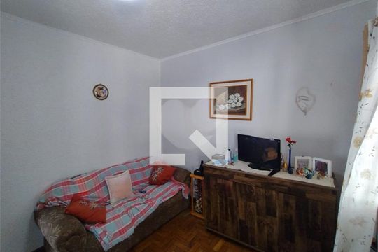 Casa à venda com 3 quartos, 126m² em Vila Ema, São Paulo