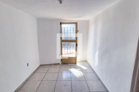 Sala de casa para alugar com 2 quartos, 50m² em Vicente de Carvalho, Rio de Janeiro