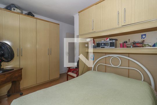 Quarto de apartamento à venda com 2 quartos, 71m² em Bela Vista, Porto Alegre