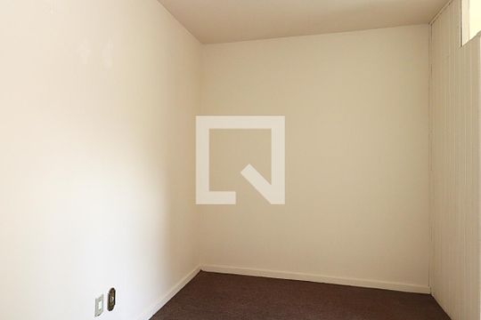 Sala de apartamento para alugar com 1 quarto, 35m² em São Sebastião, Porto Alegre