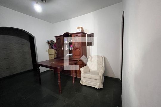 Casa à venda com 4 quartos, 145m² em Vila Progresso, Jundiaí