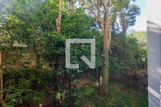 Apartamento para alugar com 2 quartos, 60m² em Teresópolis, Porto Alegre