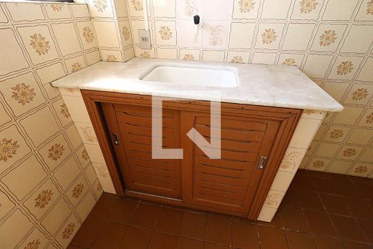Cozinha de kitnet/studio à venda com 1 quarto, 34m² em Rubem Berta, Porto Alegre