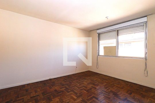 Espaço conjugado de kitnet/studio à venda com 1 quarto, 35m² em Rubem Berta, Porto Alegre
