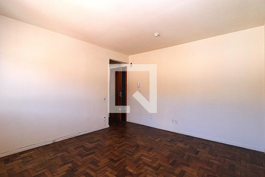 Espaço conjugado de kitnet/studio à venda com 1 quarto, 35m² em Rubem Berta, Porto Alegre