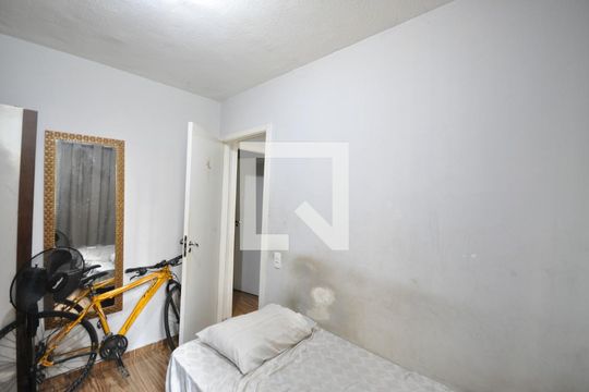 Quarto 1 de apartamento para alugar com 2 quartos, 34m² em Jardim Recanto Verde, São Paulo