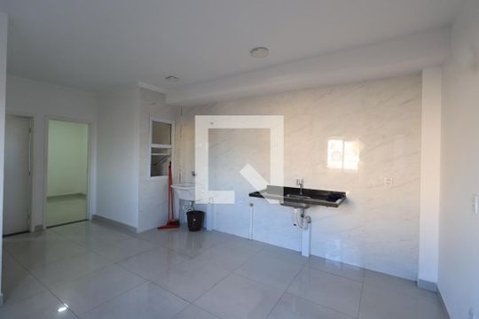 Sala/Cozinha de apartamento para alugar com 2 quartos, 42m² em Vila Matilde, São Paulo