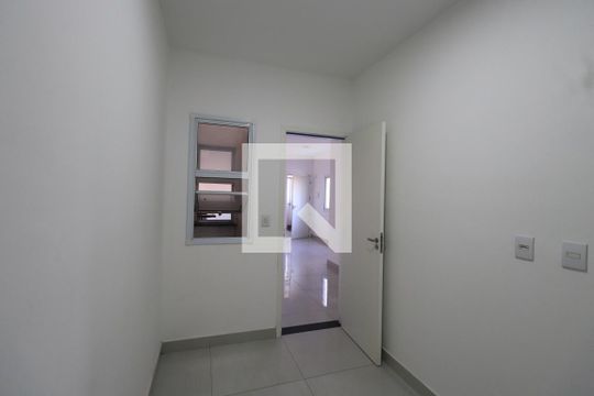 Quarto 1 de apartamento para alugar com 2 quartos, 42m² em Vila Matilde, São Paulo