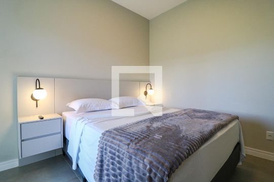 Quarto de apartamento para alugar com 2 quartos, 72m² em Ingleses do Rio Vermelho, Florianópolis