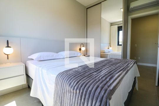 Quarto de apartamento para alugar com 2 quartos, 72m² em Ingleses do Rio Vermelho, Florianópolis