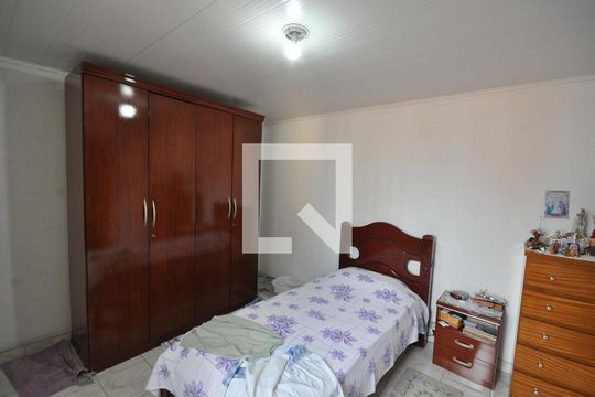 Quarto 2 de casa à venda com 4 quartos, 204m² em Vila Paiva, São Paulo