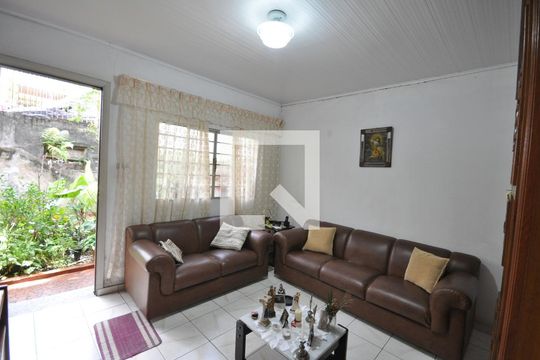 Sala de casa à venda com 4 quartos, 204m² em Vila Paiva, São Paulo