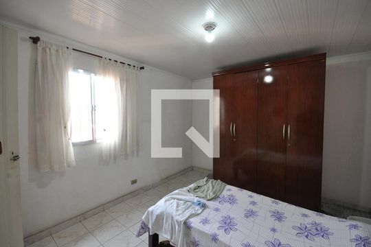 Quarto 2 de casa à venda com 4 quartos, 204m² em Vila Paiva, São Paulo