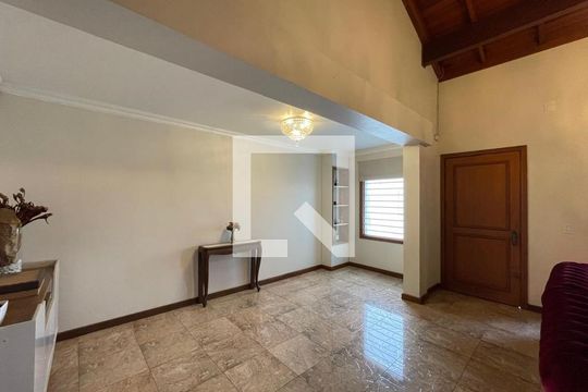 Casa para alugar com 3 quartos, 300m² em São Jorge, Novo Hamburgo