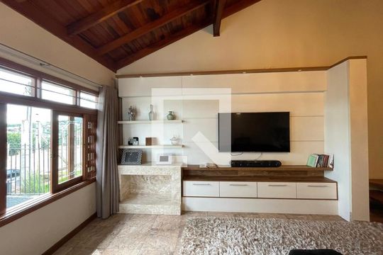 Casa para alugar com 3 quartos, 300m² em São Jorge, Novo Hamburgo