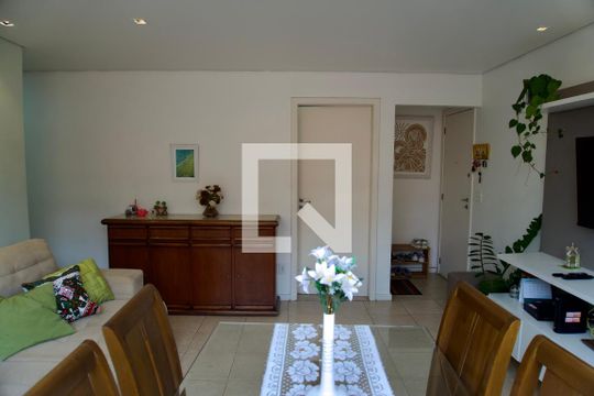 Sala de apartamento à venda com 3 quartos, 85m² em Grajaú, Belo Horizonte
