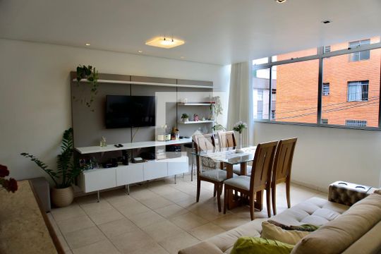 Sala de apartamento à venda com 3 quartos, 85m² em Grajaú, Belo Horizonte