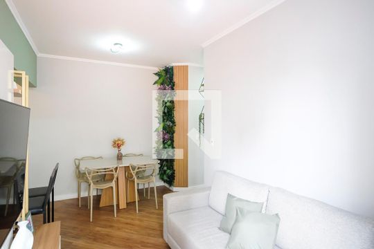 Sala de apartamento à venda com 3 quartos, 69m² em Rudge Ramos, São Bernardo do Campo