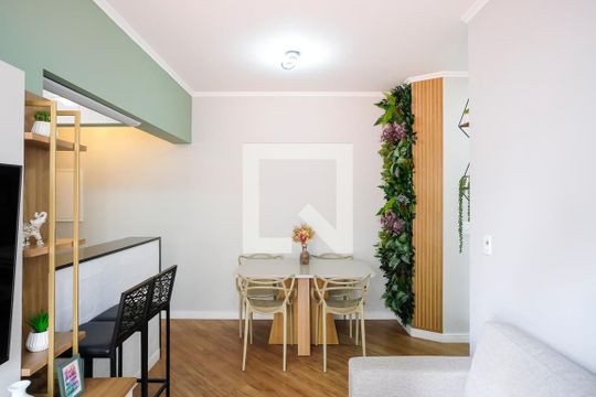 Sala de apartamento à venda com 3 quartos, 69m² em Rudge Ramos, São Bernardo do Campo