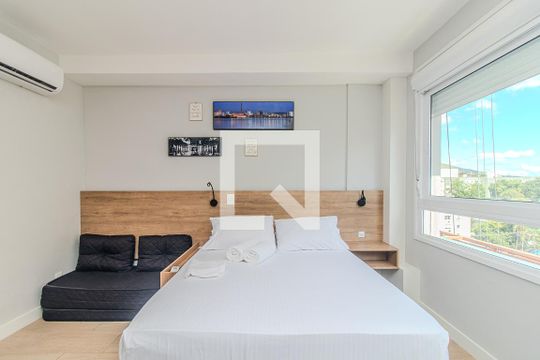 Studio de apartamento à venda com 1 quarto, 28m² em Partenon, Porto Alegre