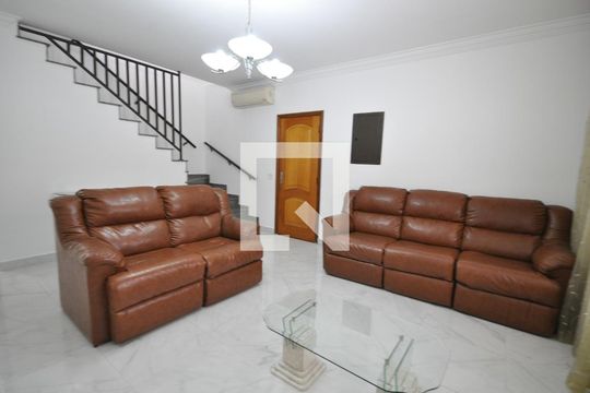 Casa para alugar com 3 quartos, 250m² em Vila Constança, São Paulo
