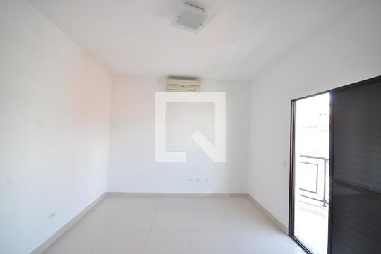 Suíte 1 de casa à venda com 3 quartos, 250m² em Vila Constança, São Paulo