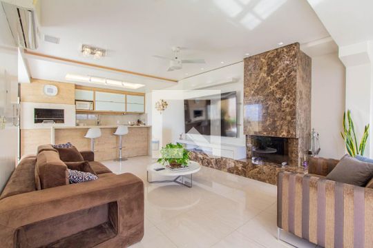 Sala/Cozinha de apartamento para alugar com 2 quartos, 188m² em Boa Vista, Porto Alegre