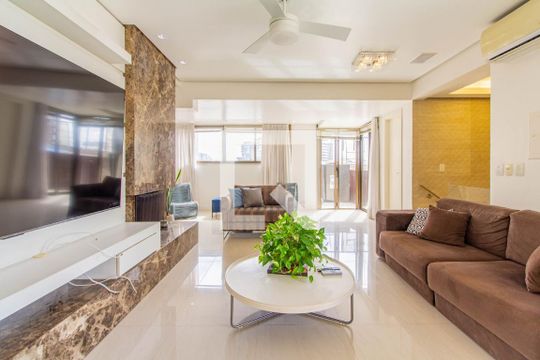 Sala/Cozinha de apartamento para alugar com 2 quartos, 188m² em Boa Vista, Porto Alegre