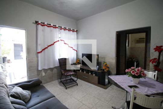 Casa à venda com 2 quartos, 200m² em Taquara, Rio de Janeiro