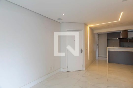 Sala de apartamento à venda com 3 quartos, 98m² em Vila Independencia, São Paulo