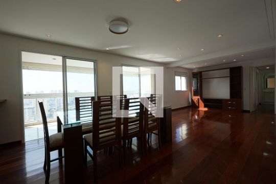 Sala de apartamento à venda com 4 quartos, 125m² em Vila Mariana, São Paulo