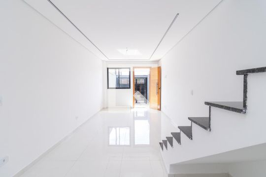 Sala de casa à venda com 2 quartos, 85m² em Vila Nhocuné, São Paulo