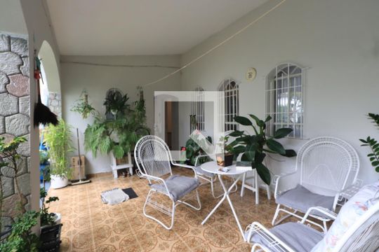Varanda de casa à venda com 4 quartos, 160m² em Vila Carrão, São Paulo