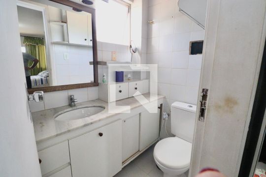 Suíte 1  de casa de condomínio para alugar com 3 quartos, 120m² em Praia do Flamengo, Salvador