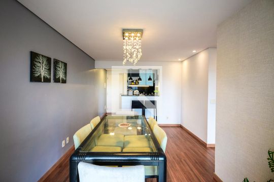 Sala de apartamento à venda com 2 quartos, 72m² em Jardim Henriqueta, Taboão da Serra