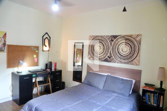 Quarto 1 de casa à venda com 2 quartos, 100m² em Jardim São Luís, São Paulo