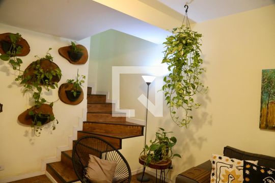 Sala de casa à venda com 2 quartos, 100m² em Jardim São Luís, São Paulo