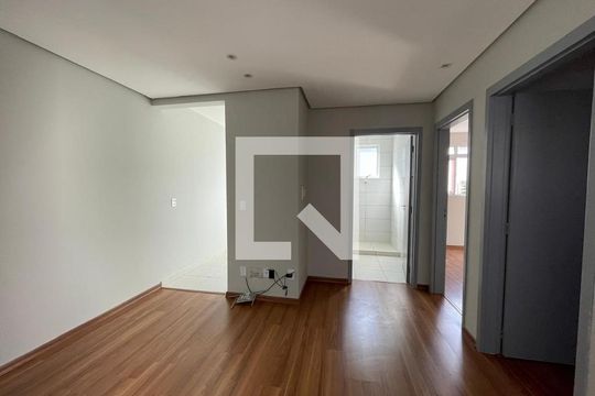 Apartamento à venda com 2 quartos, 57m² em Diehl, Novo Hamburgo