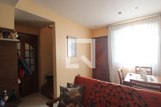 Sala de casa de condomínio à venda com 2 quartos, 61m² em Taquara, Rio de Janeiro