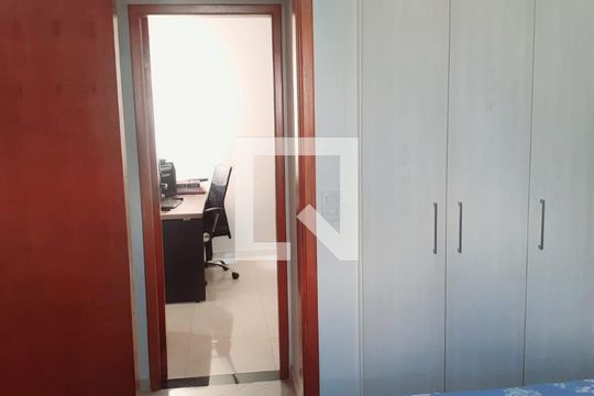 Quarto de casa de condomínio à venda com 2 quartos, 78m² em Vila Granada, São Paulo