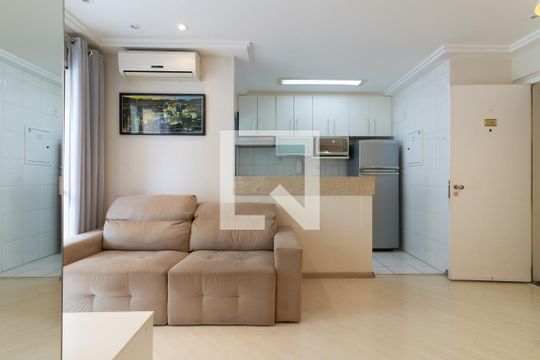 Kitnet/Studio à venda com 2 quartos, 48m² em Campo Belo, São Paulo