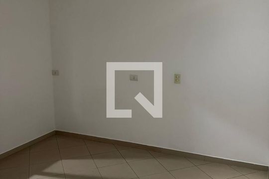Quarto de apartamento para alugar com 1 quarto, 50m² em Associacao Sobradinho, São Paulo